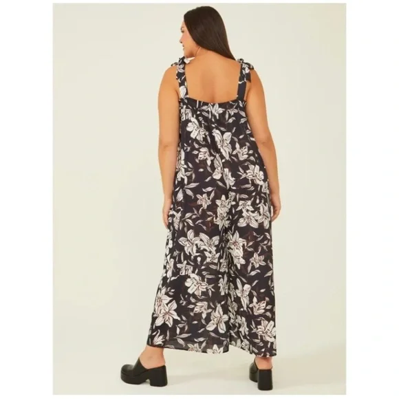 ARULA Floral Wide Leg Jumpsuit - Picture 3 of 11
